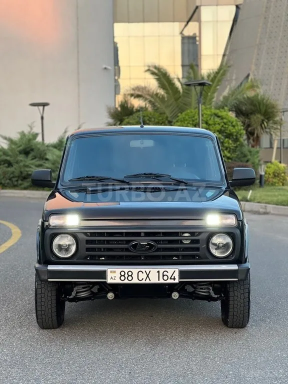 LADA (VAZ) Niva — foto 1/4