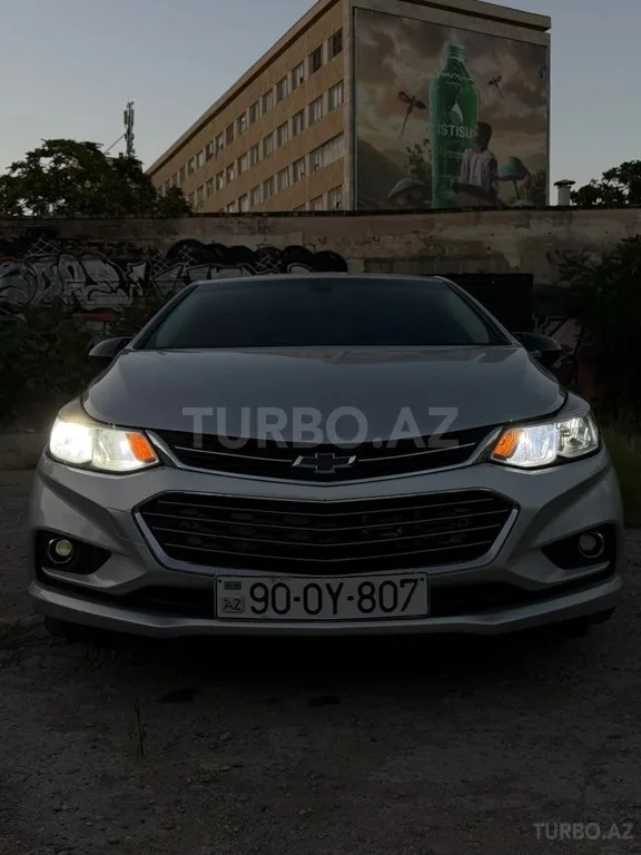 Chevrolet Cruze — foto 3/4