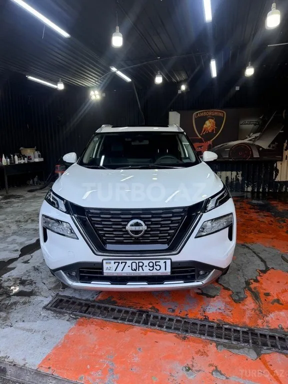 Nissan X-Trail — foto 1/4