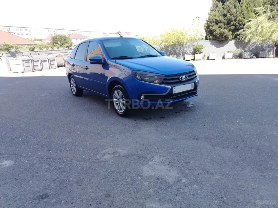 LADA (VAZ) Granta — foto 1/4