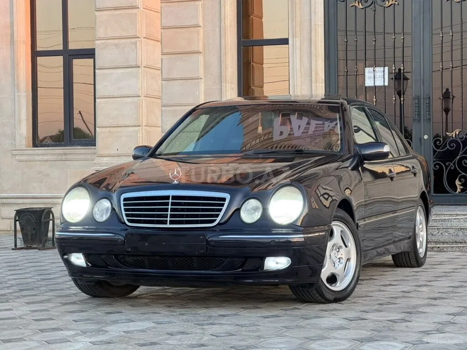 Mercedes E 240 — foto 4/4