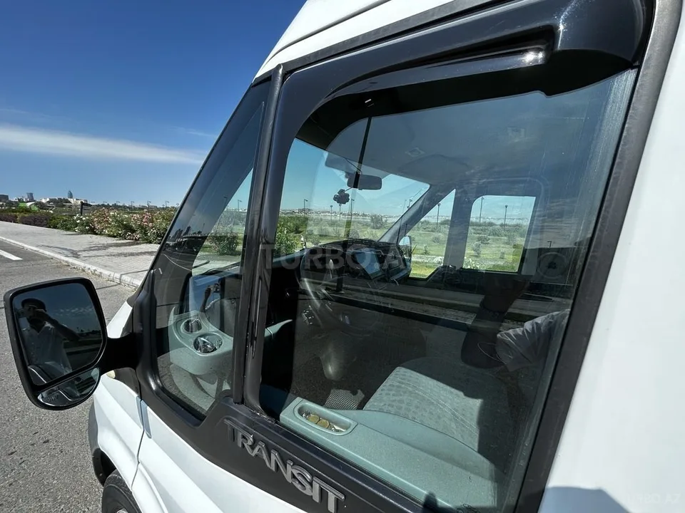 Ford Transit — foto 2/4