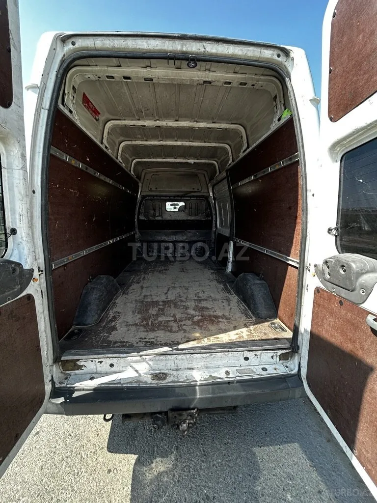 Ford Transit — foto 4/4