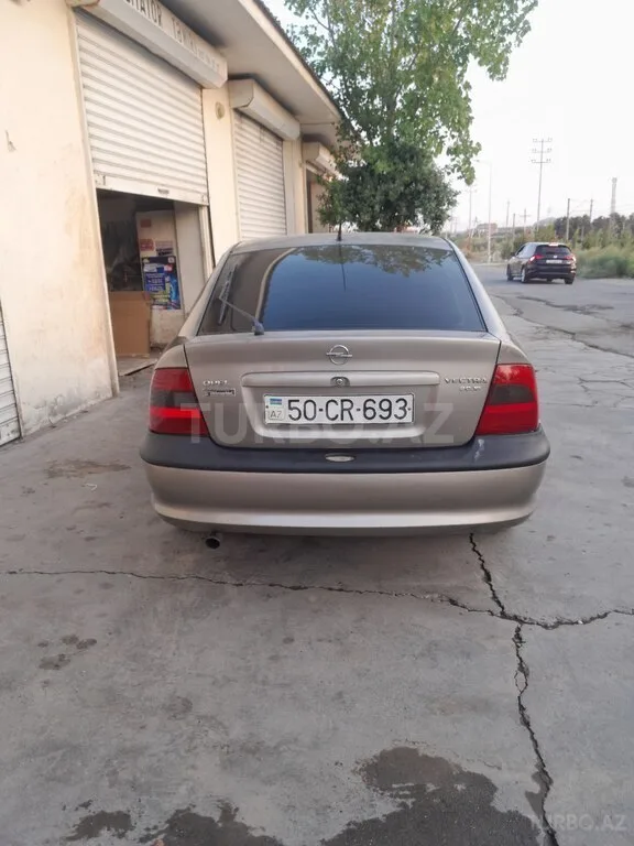 Opel Vectra — foto 4/4