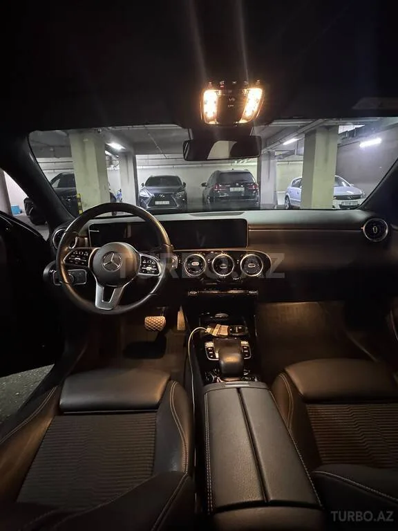 Mercedes A 180 — foto 3/4