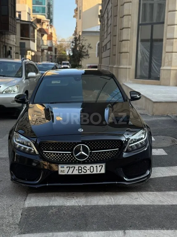 Mercedes C 300 — foto 2/4