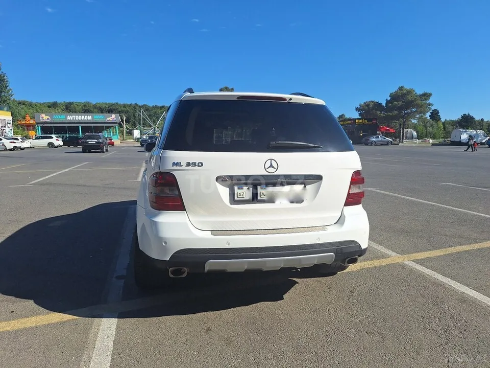 Mercedes ML 350 4MATIC — foto 4/4