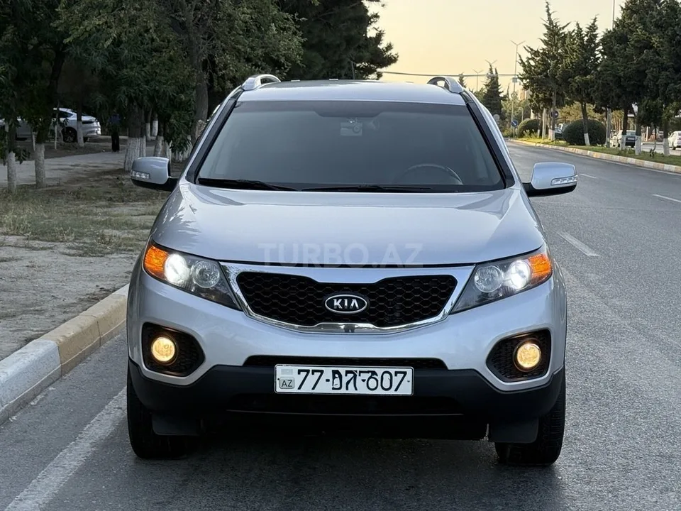 Kia Sorento — foto 2/4