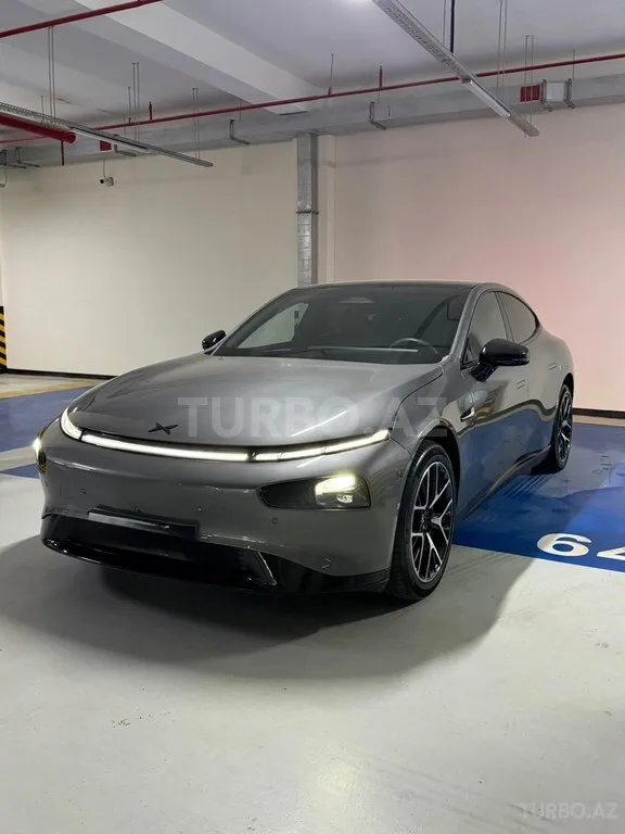 XPeng P7 — foto 2/4