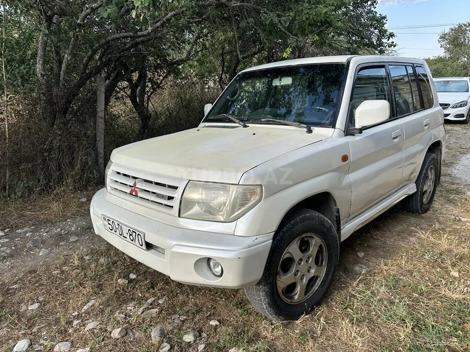 Mitsubishi Pajero io — foto 2/4