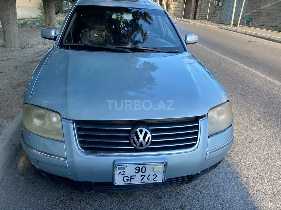 Volkswagen Passat — foto 1/4