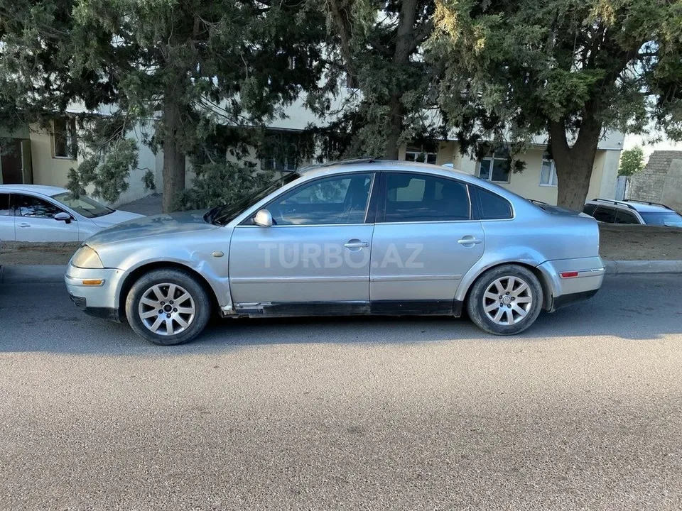 Volkswagen Passat — foto 4/4