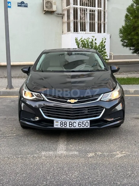 Chevrolet Cruze — фото 1/4