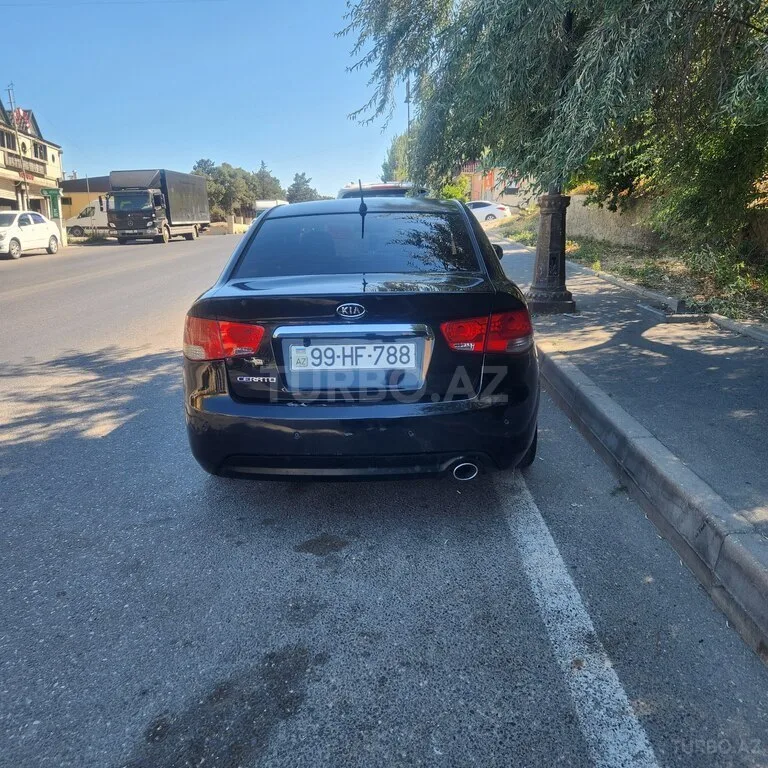 Kia Cerato — foto 2/4