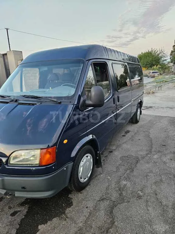 Ford Transit — foto 2/4