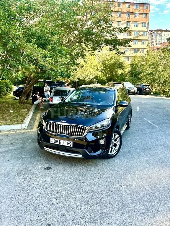Kia Sorento — foto 1/4