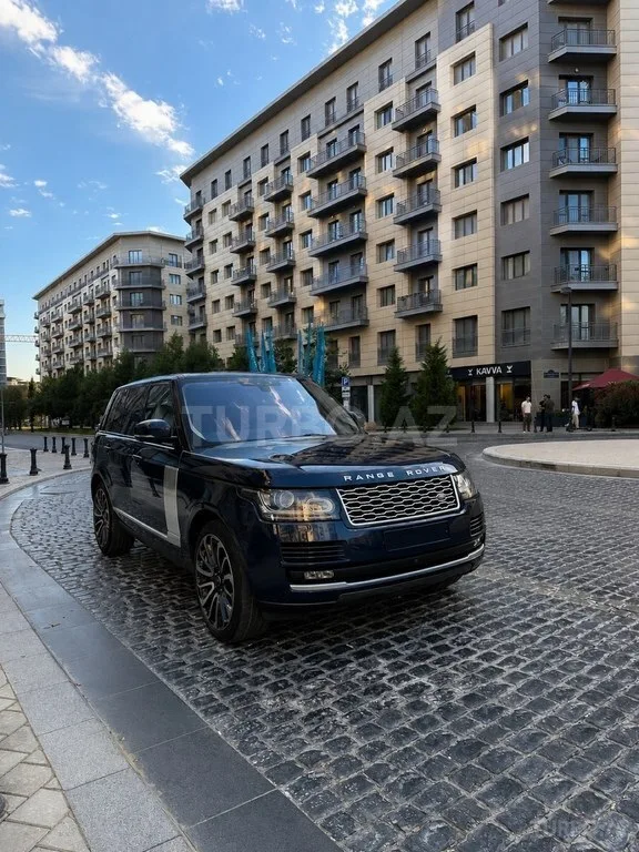 Land Rover Range Rover — foto 1/4