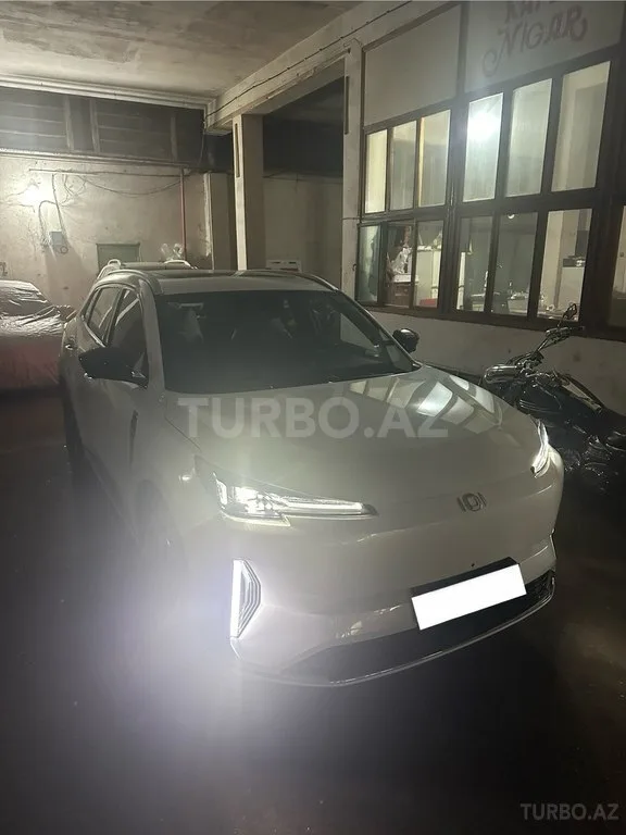 Changan Qiyuan Q05 — foto 2/4