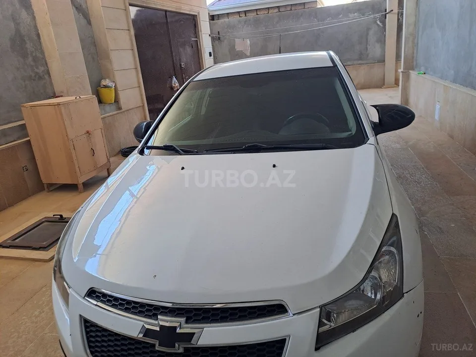 Chevrolet Cruze — foto 1/4
