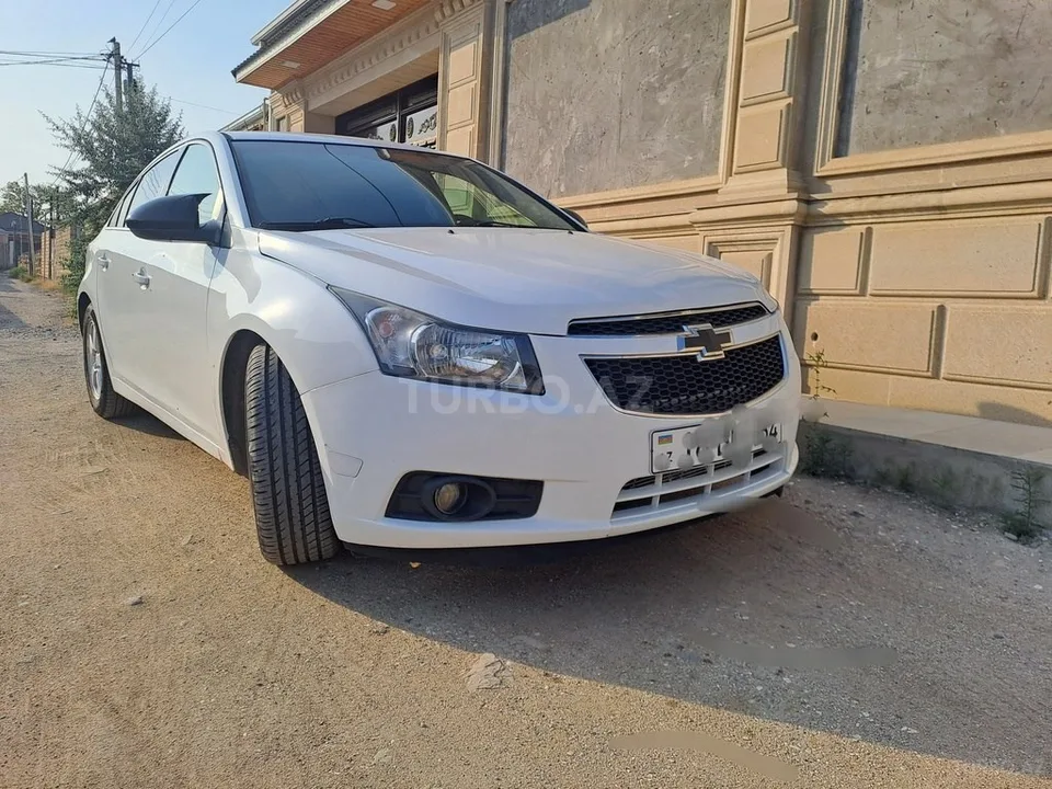 Chevrolet Cruze — foto 2/4