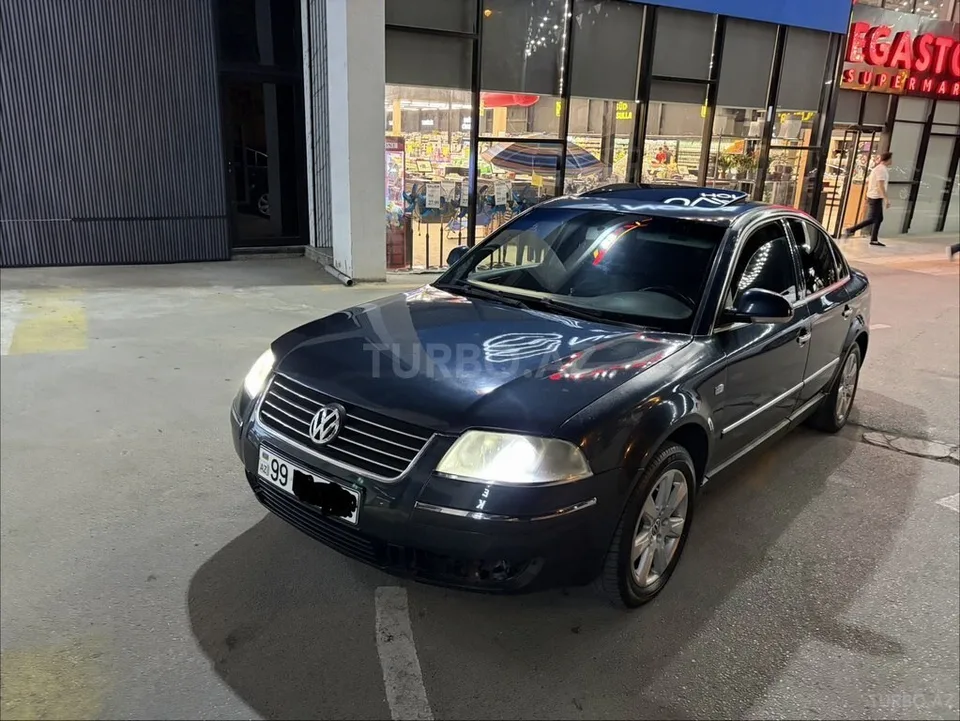 Volkswagen Passat — foto 1/4