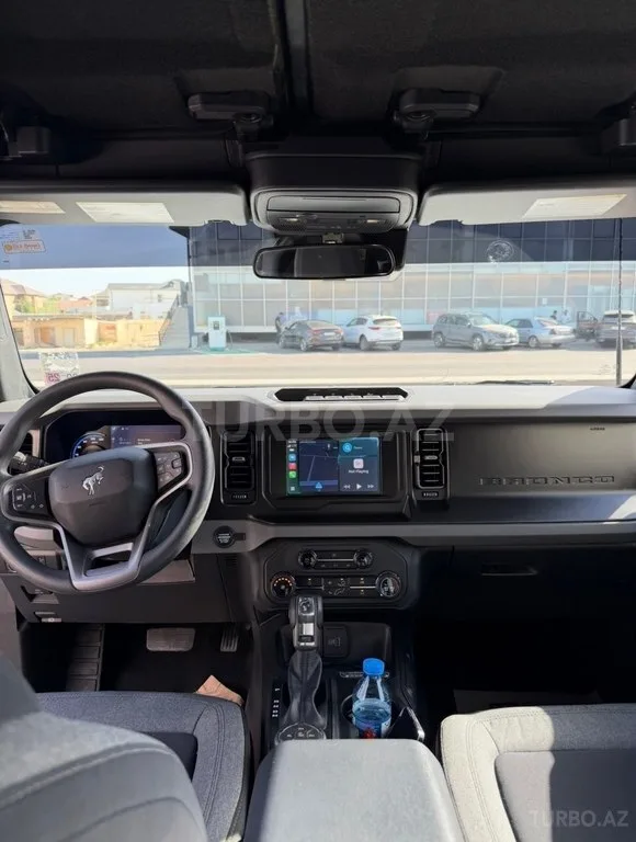 Ford Bronco — foto 3/4