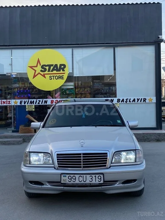Mercedes C 200 — foto 2/4