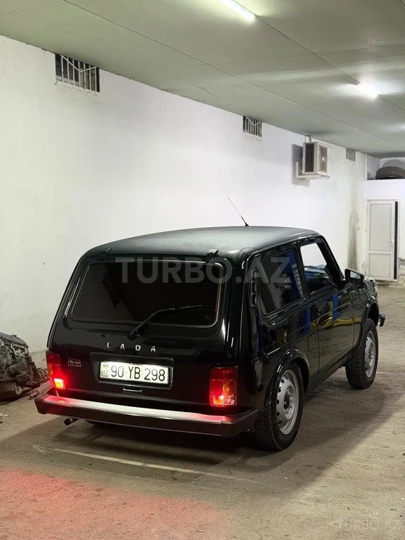 LADA (VAZ) Niva — foto 3/4