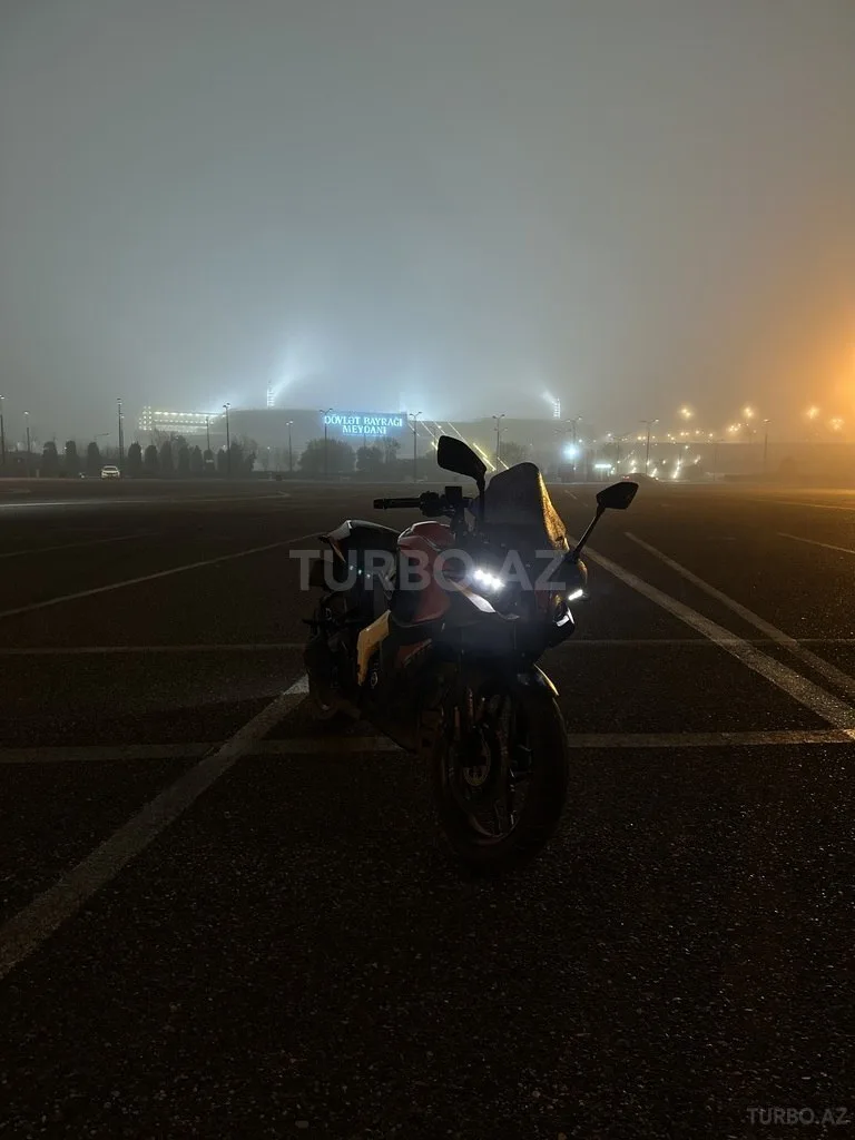 Bajaj Pulsar RS 200 — foto 4/4
