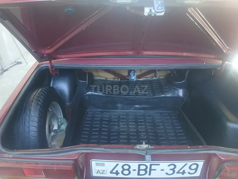 LADA (VAZ) 2107 — foto 2/4