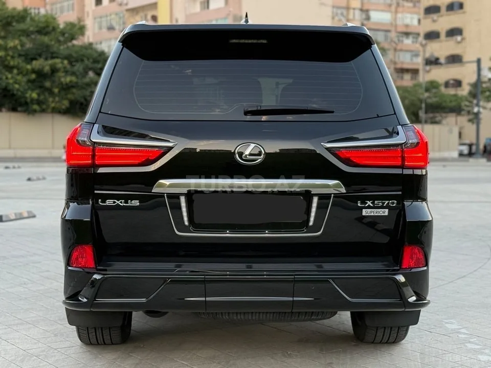 Lexus LX 570 — foto 2/4