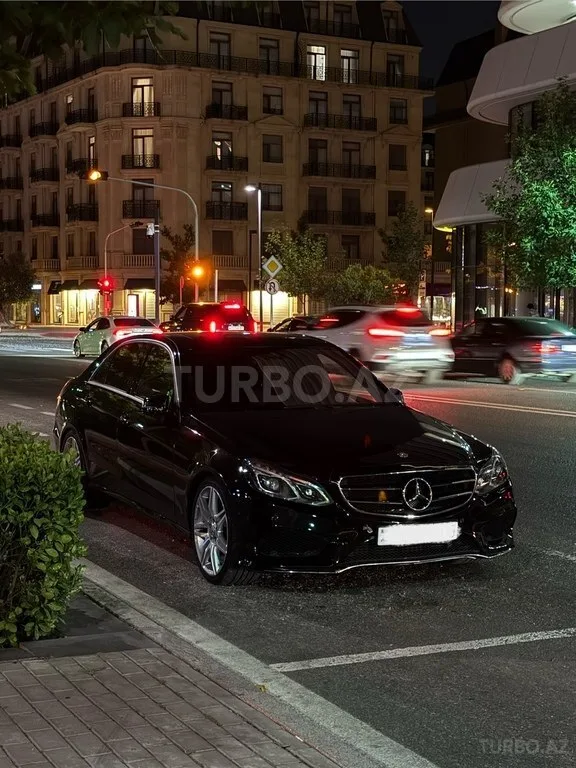 Mercedes E 250 — foto 1/4