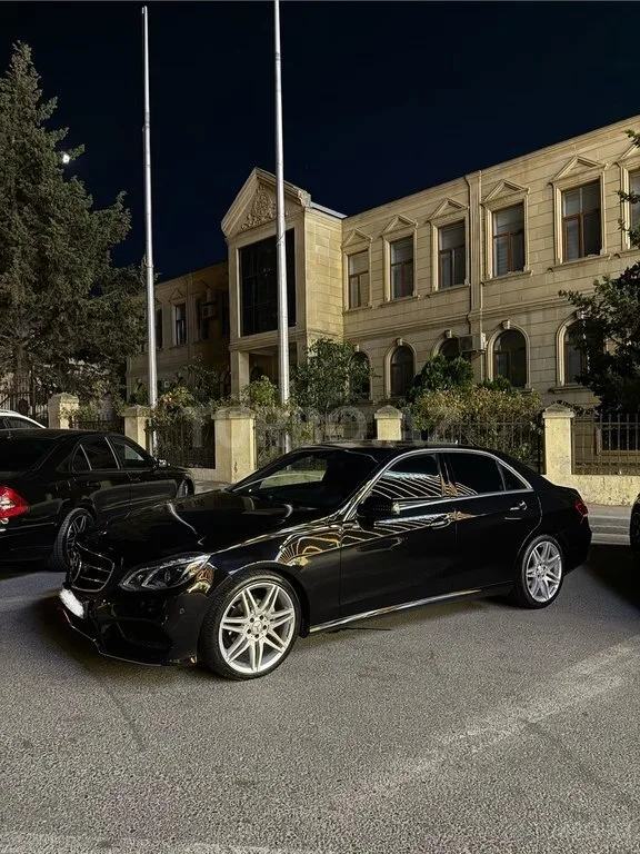 Mercedes E 250 — foto 2/4