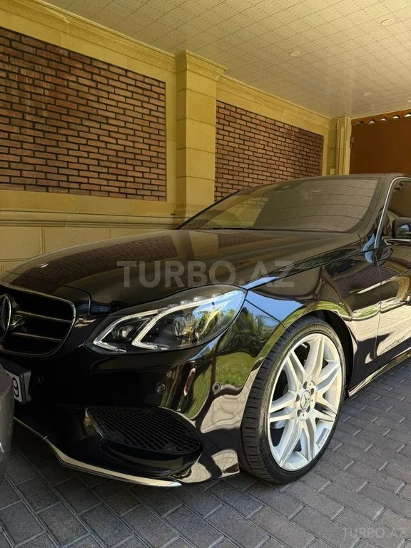 Mercedes E 250 — foto 3/4