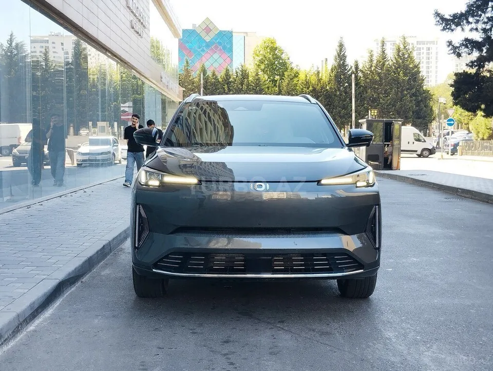 Changan Qiyuan Q05 — foto 2/4