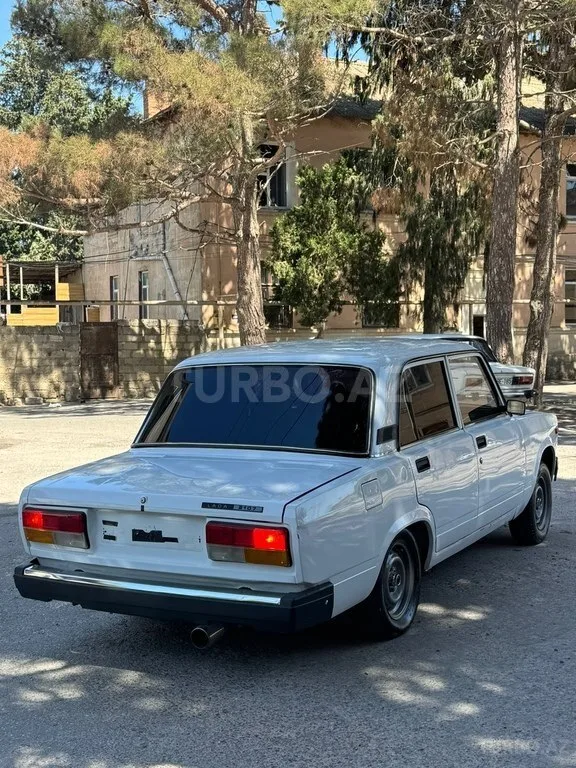 LADA (VAZ) 2107 — foto 2/4