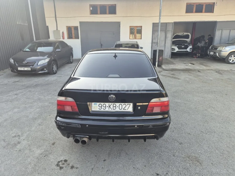 BMW 523 — foto 2/4