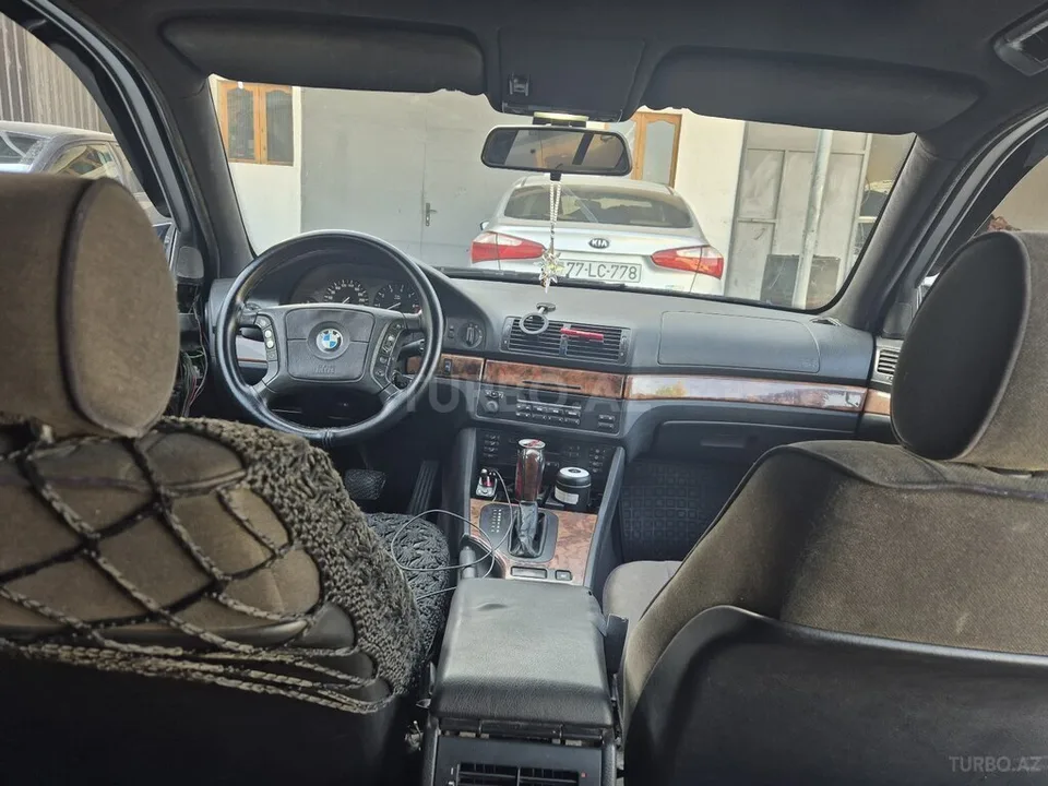 BMW 523 — foto 3/4