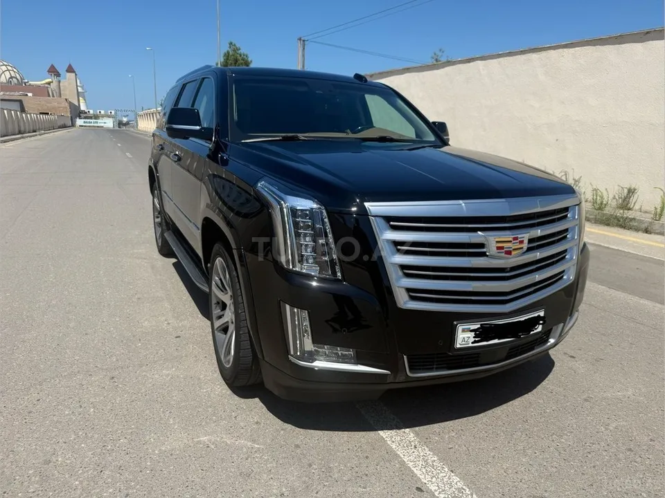 Cadillac Escalade — foto 3/4