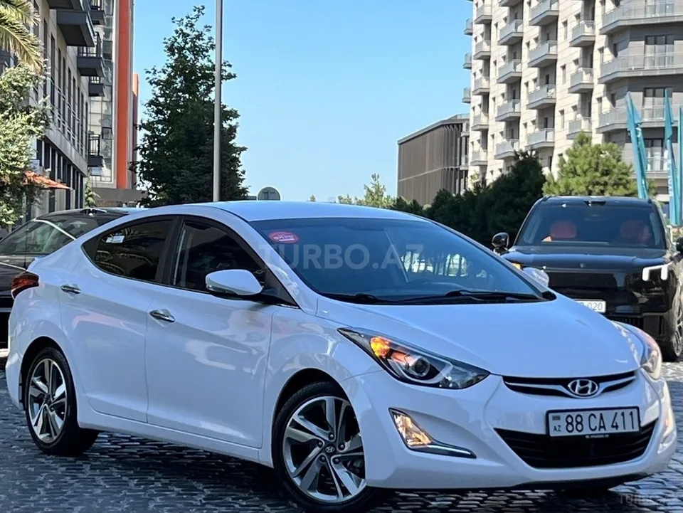 Hyundai Avante — foto 2/4