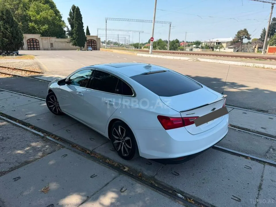 Chevrolet Malibu — foto 3/4