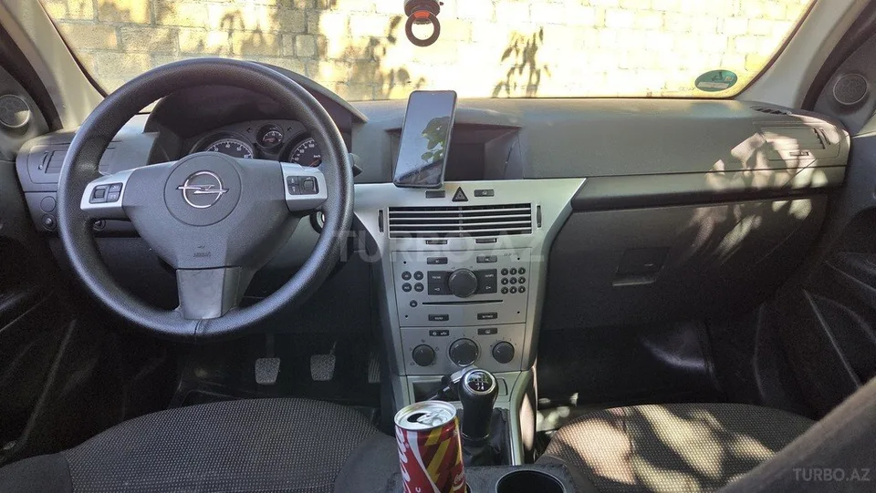 Opel Astra — foto 2/4