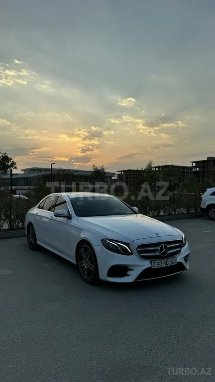 Mercedes E 300 — foto 2/4