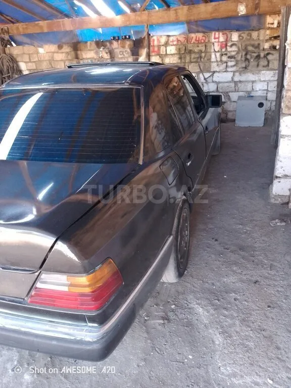 Mercedes 190 — foto 3/4