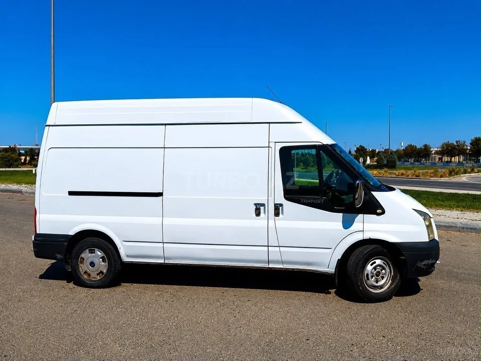 Ford Transit — foto 4/4