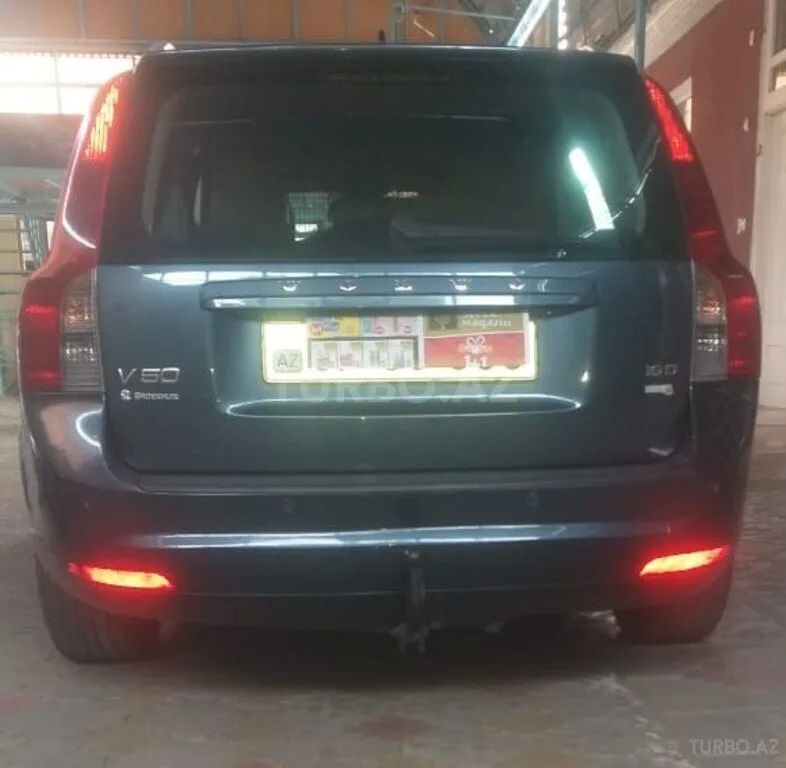 Volvo V50 — foto 3/4