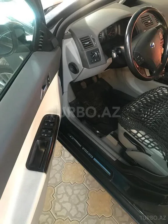 Volvo V50 — foto 4/4