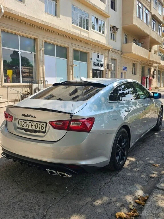 Chevrolet Malibu — foto 4/4