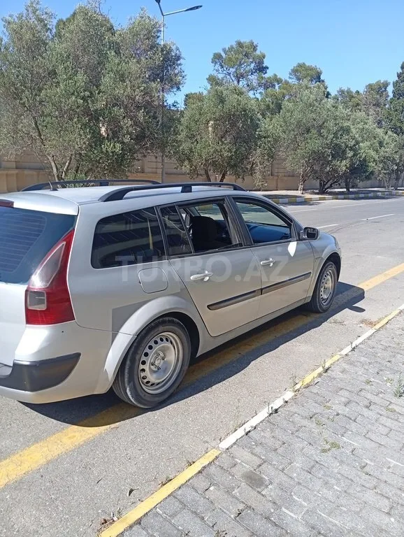 Renault Megane — foto 4/4