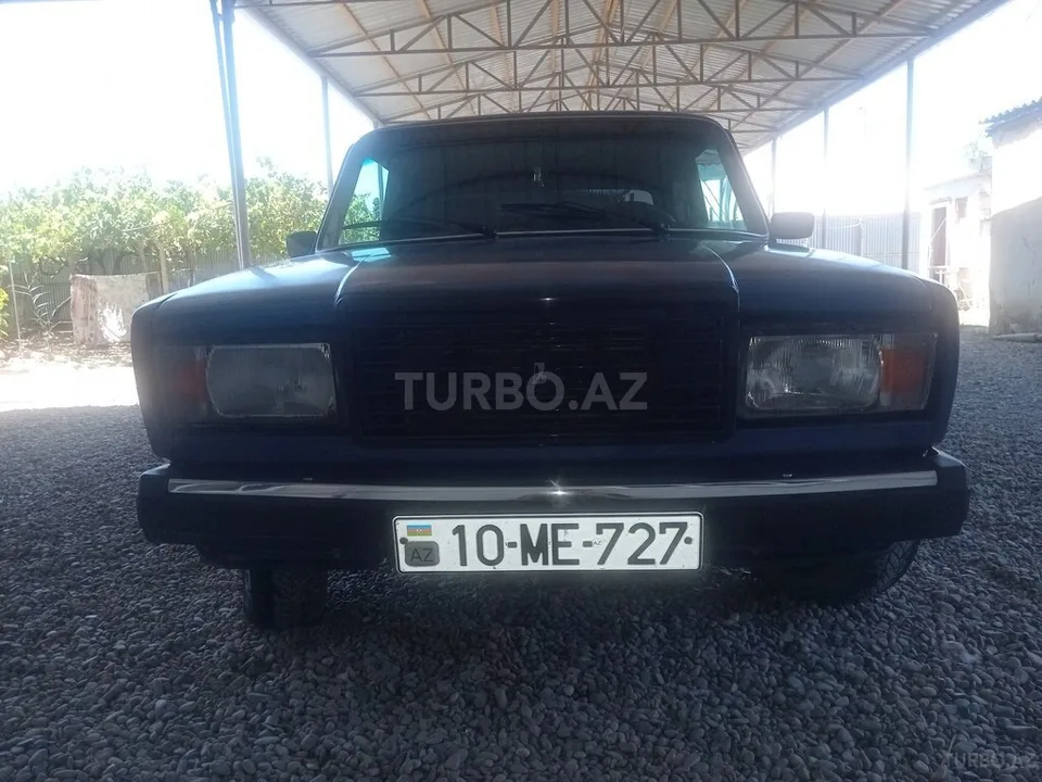 LADA (VAZ) 2107 — foto 1/4